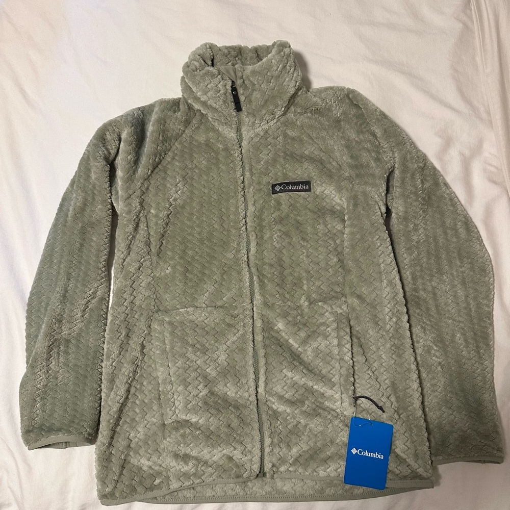 BRAND NEW! Columbia place zip up light green.
